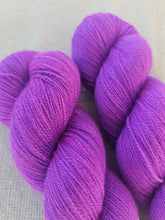 Load image into Gallery viewer, Electric Mora - Silky BFL Lace
