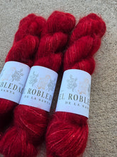 Load image into Gallery viewer, Rojo de Feria - Disco Mohair
