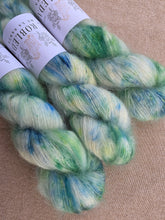 Cargar imagen en el visor de la galería, Seaglass - Silky Mohair
