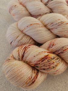 Polvo - Silky BFL Lace