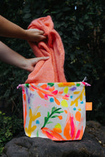 Load image into Gallery viewer, Drop cloth serie Bag
