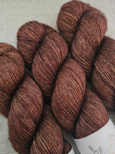 Load image into Gallery viewer, Cuero - Single Yak
