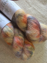 Load image into Gallery viewer, Kukka - Silky Mohair

