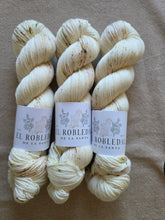 Charger l'image dans la galerie, Easily Broken - Silky ME Sock
