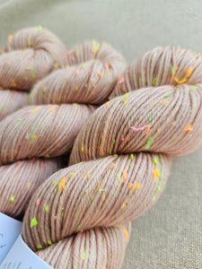 Dulcis - Neon Tweed DK