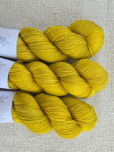 Cargar imagen en el visor de la galería, Lucky Dip - Silky BFL Lace
