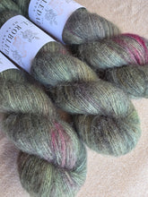 Cargar imagen en el visor de la galería, OOAK - Fluffy Yak
