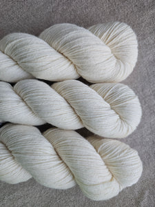 Natural - BFL Sock DK