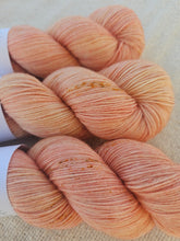 Load image into Gallery viewer, Luz de Alicante - Silky ME Sock
