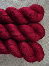 Cargar imagen en el visor de la galería, Chilli - Silky BFL Lace
