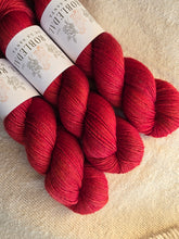 Load image into Gallery viewer, Barro Rojo - Huanaco Single
