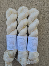 Load image into Gallery viewer, Killing Me Softly - Mulberry
