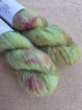 Cargar imagen en el visor de la galería, Pátina - Silky Mohair
