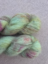 Cargar imagen en el visor de la galería, Pátina - Silky Mohair
