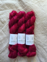 Load image into Gallery viewer, Rubinrot - Disco Mohair
