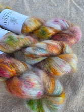 Cargar imagen en el visor de la galería, Riviera Ligure - Silky Mohair
