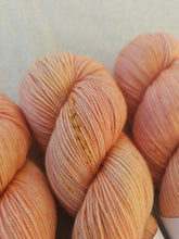 Load image into Gallery viewer, Luz de Alicante - Silky ME Sock
