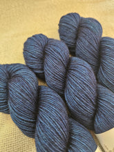 Cargar imagen en el visor de la galería, Murillo - SilkYak DK
