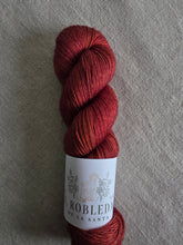 Load image into Gallery viewer, Barro Rojo - Silky ME
