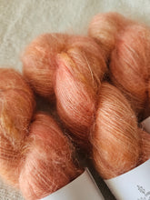 Load image into Gallery viewer, Luz de Alicante - Silky Mohair
