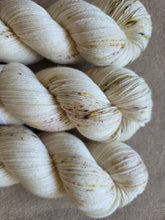 Charger l'image dans la galerie, Easily Broken - Silky ME Sock
