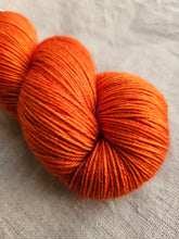 Load image into Gallery viewer, Burnt Orange - Silky ME
