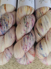 Load image into Gallery viewer, Poppy - Silky BFL Lace
