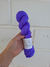 Laden Sie das Bild in den Galerie-Viewer, Jacaranda - Silky BFL
