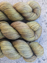 Cargar imagen en el visor de la galería, Bandida - Silky BFL Lace
