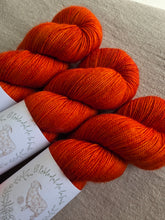 Load image into Gallery viewer, Burnt Orange - Sock Twist
