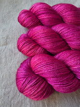 Laden Sie das Bild in den Galerie-Viewer, Alô Virginia - Silky BFL

