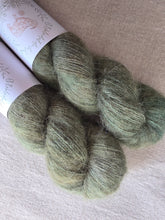 Load image into Gallery viewer, El Castañar - Fluffy Yak
