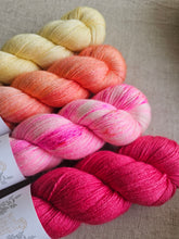 Cargar imagen en el visor de la galería, Mystery Musikal Westknits KIT 03
