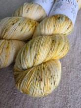 Load image into Gallery viewer, Harvest Butter - Silky ME
