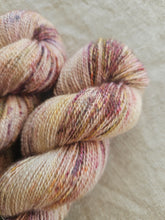 Load image into Gallery viewer, Fig Dust - Mohair Blend 3
