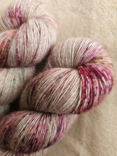 Load image into Gallery viewer, Iliada - Single Yak
