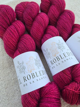 Load image into Gallery viewer, Rubinrot - Silky BFL Lace
