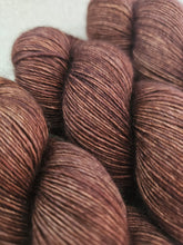 Load image into Gallery viewer, Cuero - Single Yak
