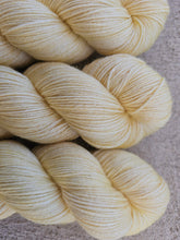 Load image into Gallery viewer, Sassy Custard - Silky BFL
