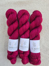 Load image into Gallery viewer, Rubinrot - Silky BFL Lace
