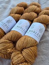 Load image into Gallery viewer, Bronze Era - Silky BFL
