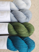 Cargar imagen en el visor de la galería, Mystery Musikal Westknits KIT 12
