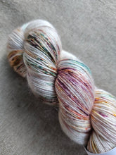 Load image into Gallery viewer, Better Than Love - Mulberry
