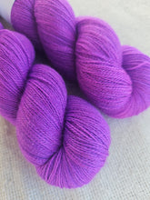 Load image into Gallery viewer, Electric Mora - Silky BFL Lace
