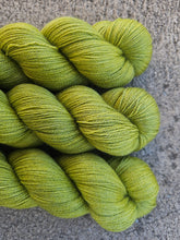 Load image into Gallery viewer, Fistik - Silky BFL Lace
