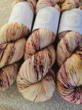 Cargar imagen en el visor de la galería, Fig Dust - Sock Twist
