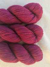 Load image into Gallery viewer, Plum Daddy - BFL Sock DK
