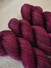 Cargar imagen en el visor de la galería, Tempranillo - Silky BFL
