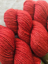 Load image into Gallery viewer, Rojo de Feria - Mohair Blend 3
