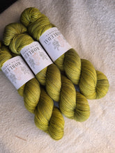 Load image into Gallery viewer, Fistik - Huanaco Single
